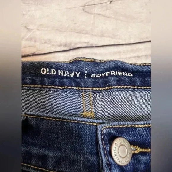 Gap cuffed boyfriend shorts - Picture 4 of 6